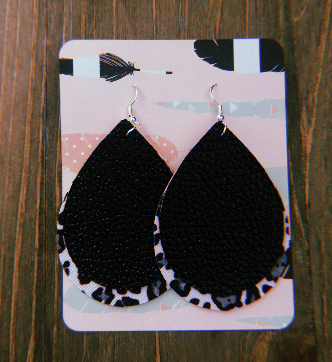 Solid Black & Black Cheetah Print Teardrop Shaped Earrings