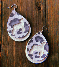 Load image into Gallery viewer, Grey Cheetah Print Lamb Teardrop Shaped Earrings
