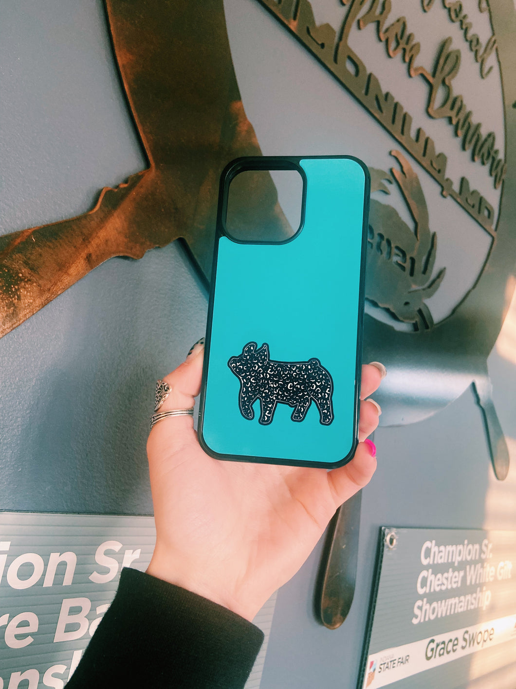 Blue Cheetah Print Pig iPhone 13 Pro Case