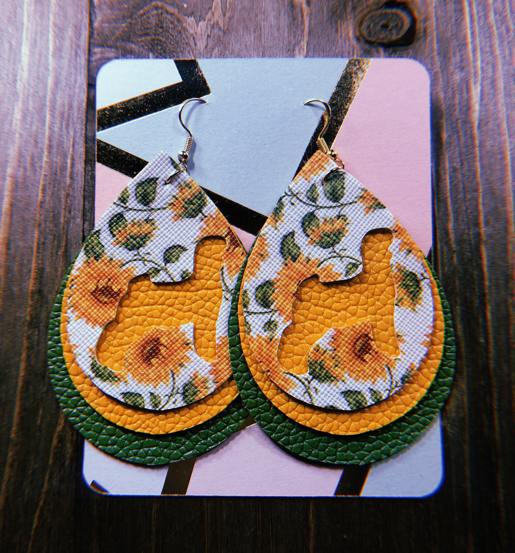 White Sunflower Goat Teardrop Shaped Earrings