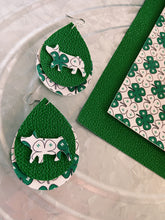 Load image into Gallery viewer, 4-H Pig Earrings
