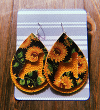 Load image into Gallery viewer, Black Sunflower Goat Teardrop Shaped Earrings
