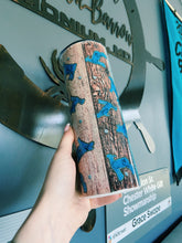 Load image into Gallery viewer, Multi Color Wood Showstock Tumbler
