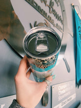 Load image into Gallery viewer, Distressed Cheetah Print &amp; Turquoise Chester/Landrace Tumbler
