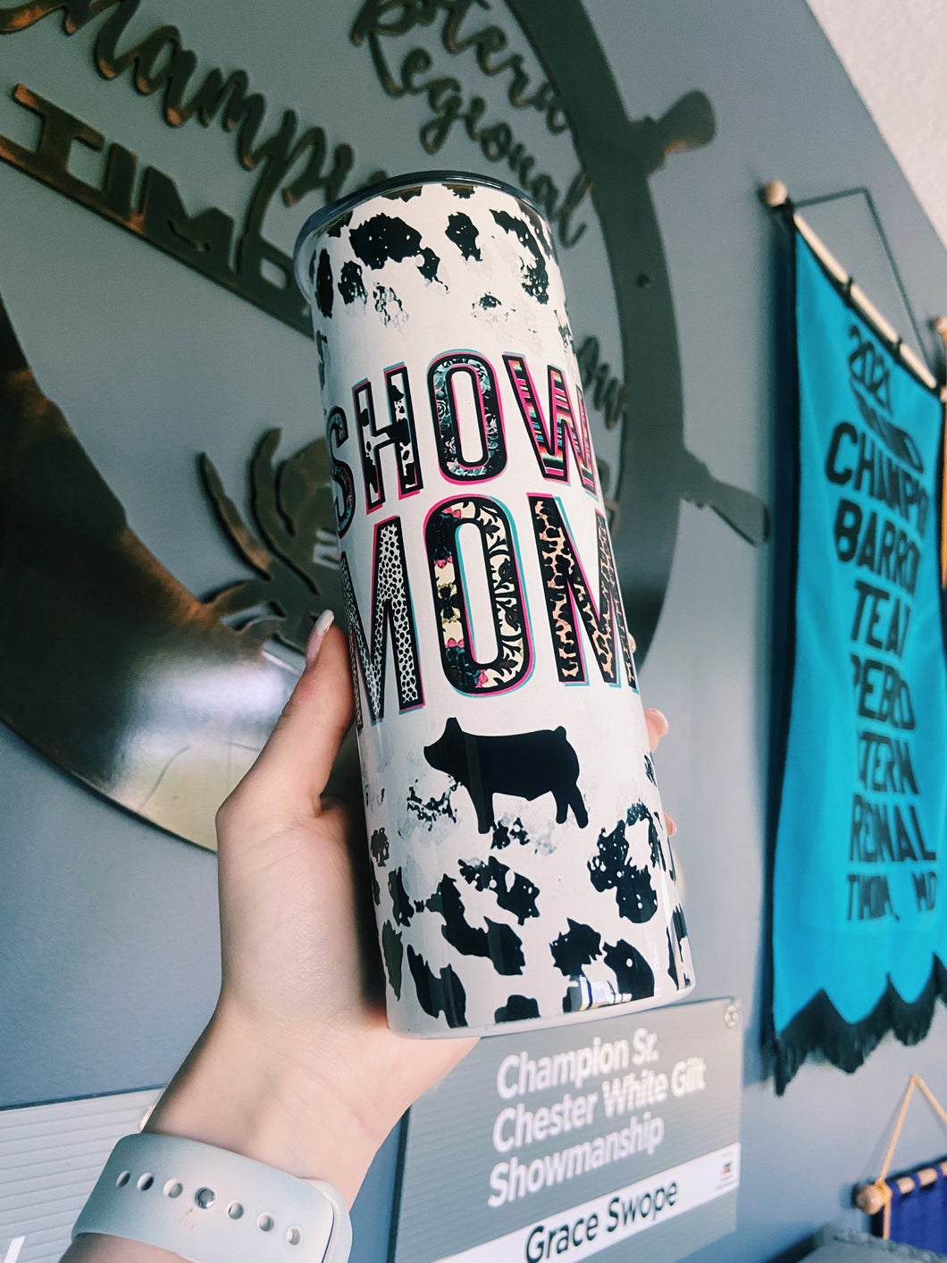 Show Mom Pig Tumbler