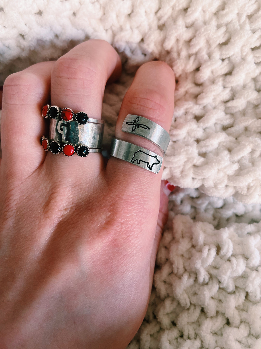 Adjustable Accent Pig Ring