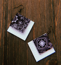 Load image into Gallery viewer, Black Paisley Square Shaped Earrings
