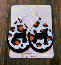 Load image into Gallery viewer, White Cheetah Print Lamb Teardrop Shaped Earrings
